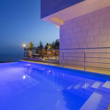 Amare Villa *